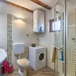 House Kaja By Istra Vacation Feriehus Ližnjan