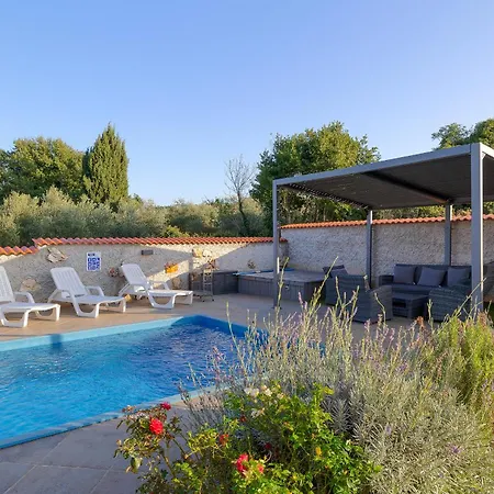 Casa de Férias House Kaja By Istra Vacation