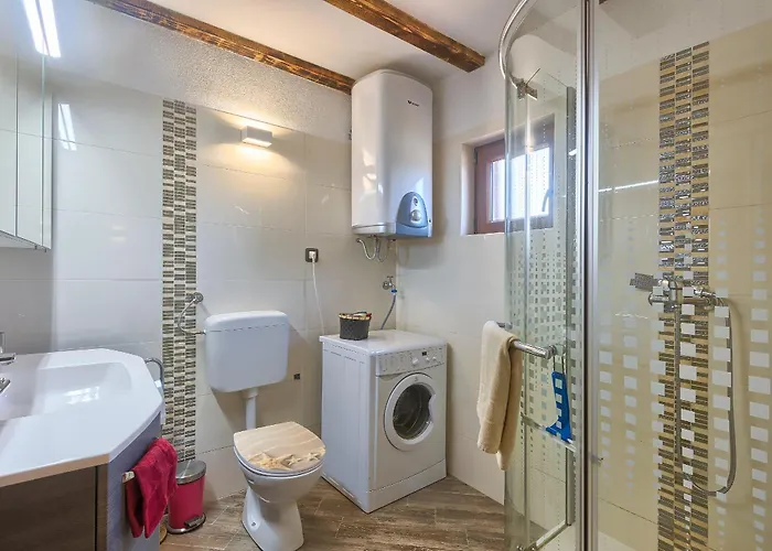 House Kaja Nyaraló Ližnjan