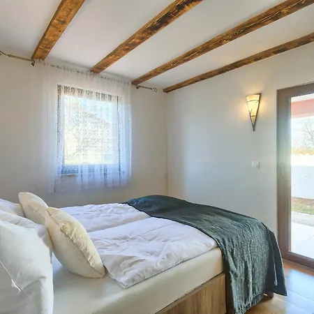 Ferienhaus House Kaja Ližnjan