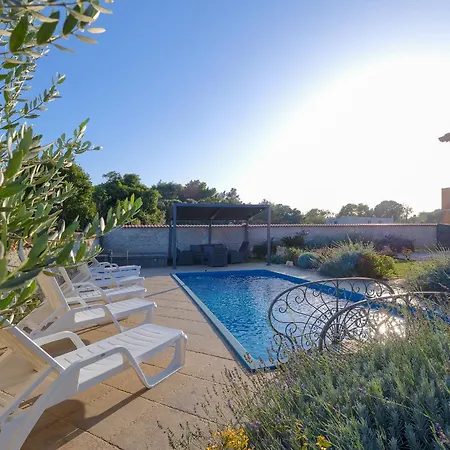 House Kaja Holiday home Liznjan