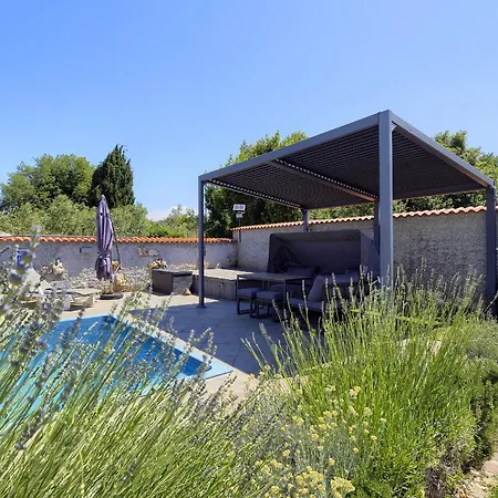 House Kaja By Istra Vacation Vikendica