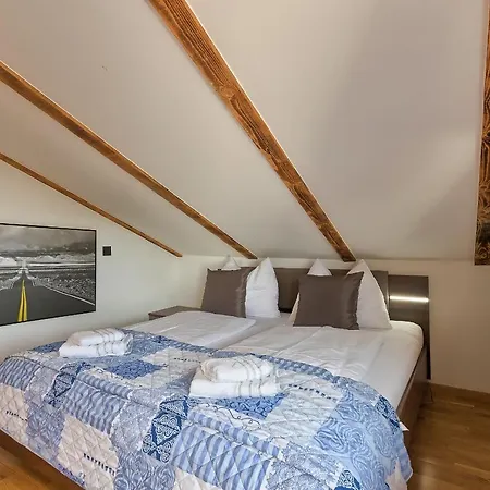 House Kaja Holiday home Liznjan