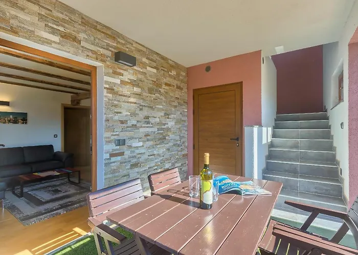 House Kaja